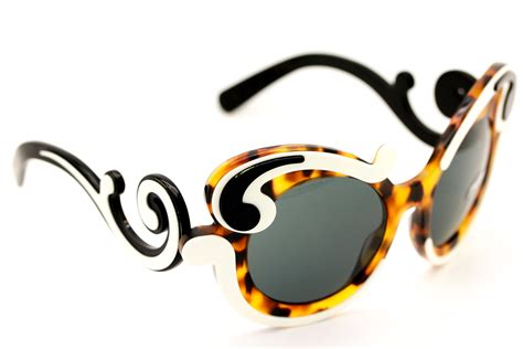 Sonnenbrille Vintage Prada 